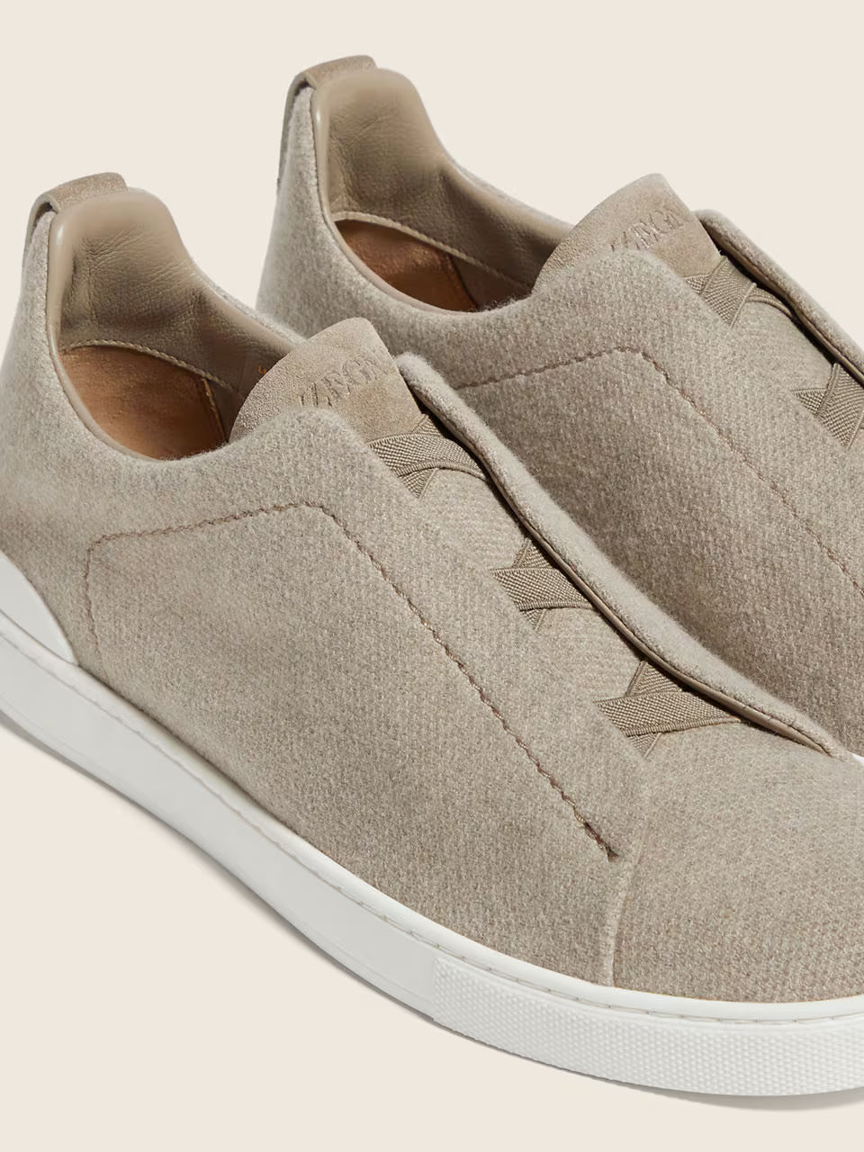 ZEGNA Triple Stitch™ no Tom Cinzento-acastanhado Claro em Oasi Cashmere