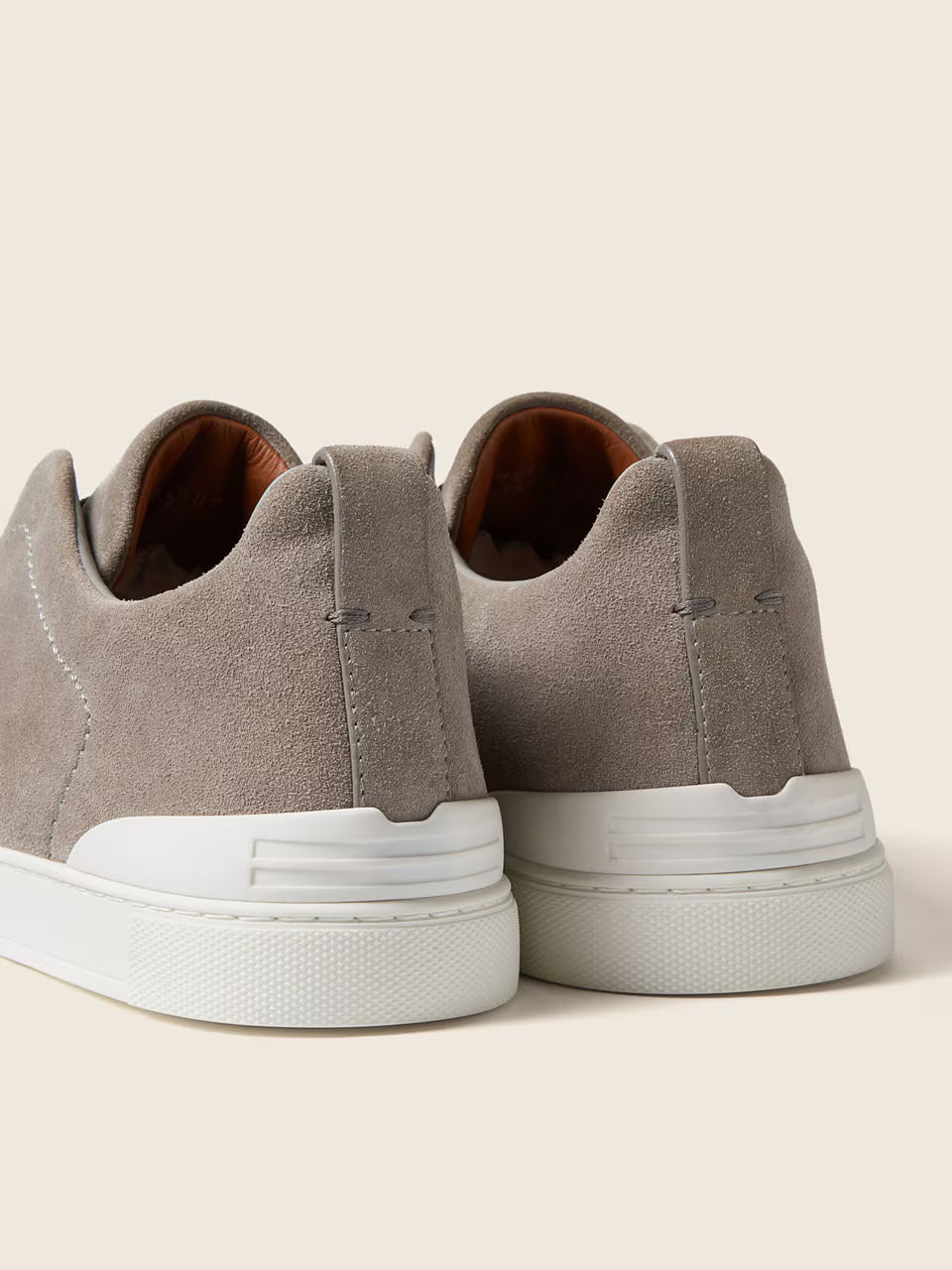ZEGNA Triple Stitch™ no Tom Cinzento Mesclado em Camurça