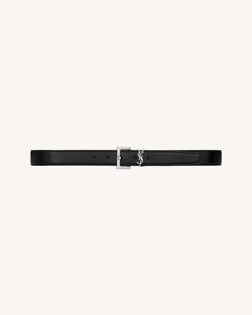 Cinto Yves Saint Laurent  CASSANDRE em couro liso