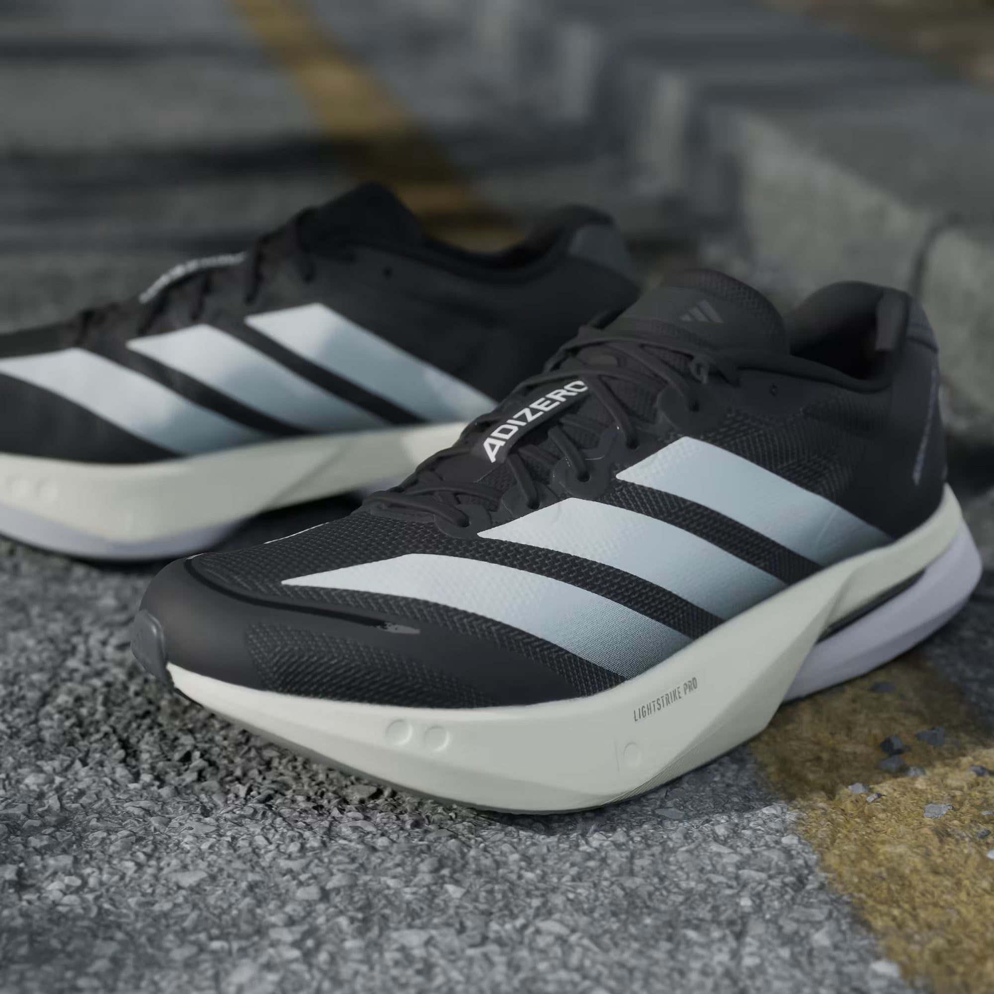 Tênis Adidas adizero Boston 13