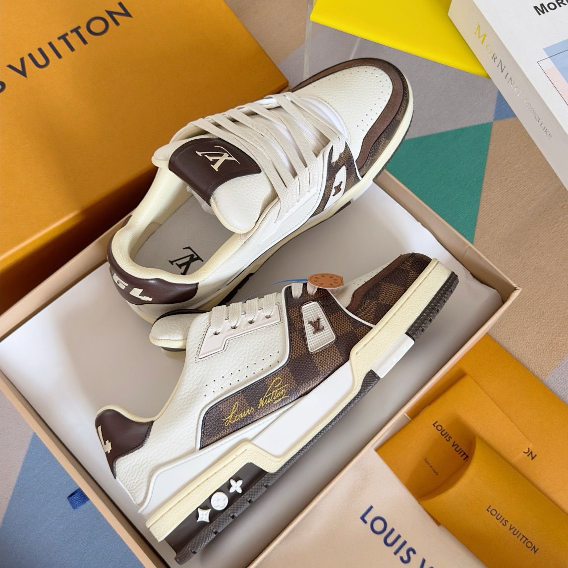 Lv Trainer #54 Brown