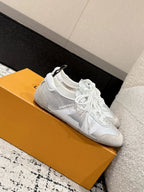 Tênis LV Metallic Silver/White