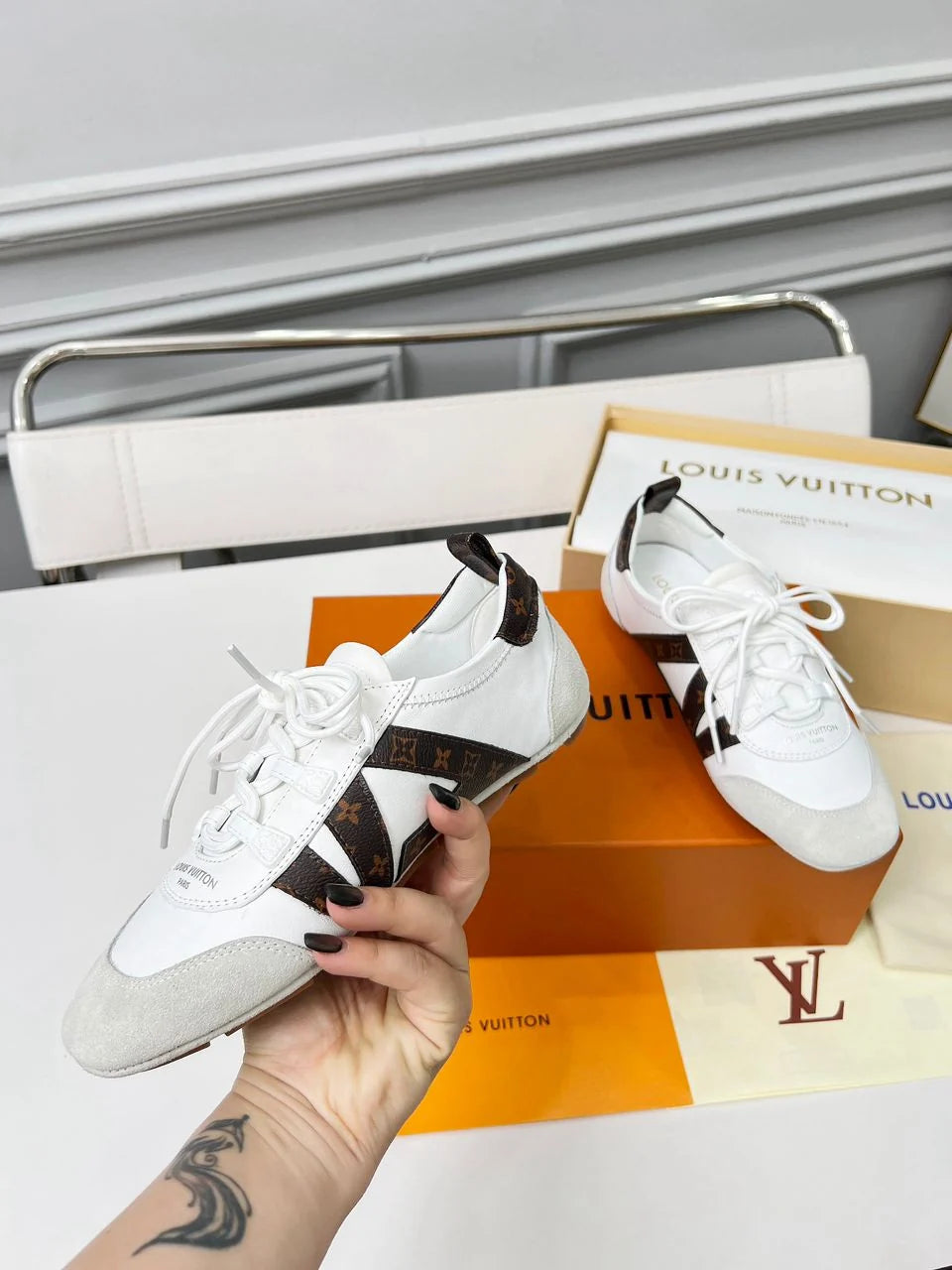Sneakerina LV White Monogram Brown