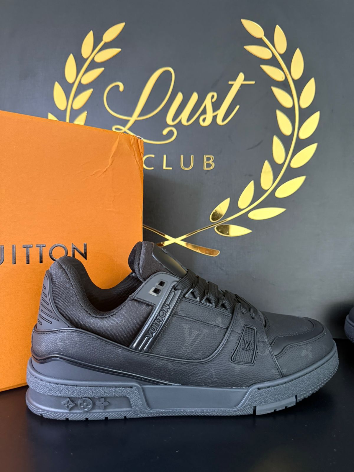 Tenis Louis Vuitton Arch Light Black (PRONTA ENTREGA) Tamanho 44