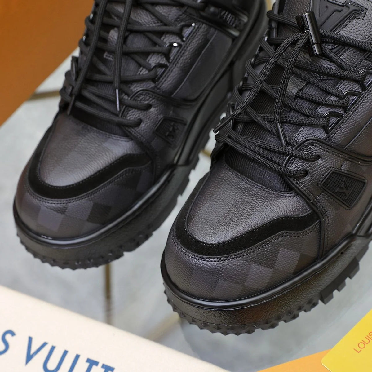 Tênis Louis Vuitton Trainer Maxi Black