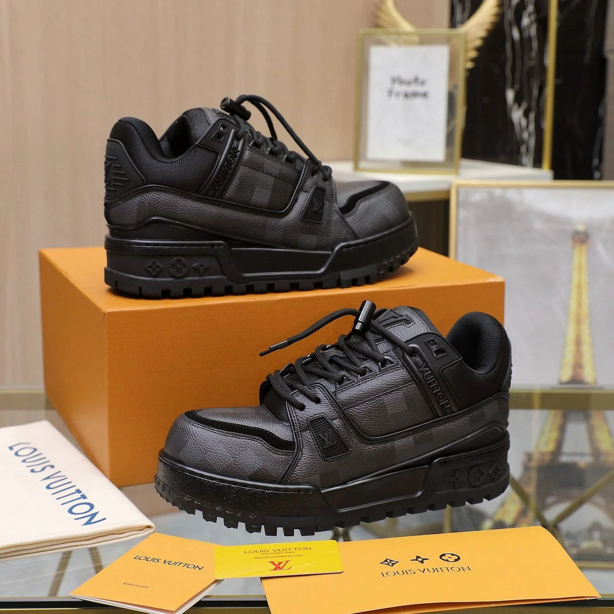 Tênis Louis Vuitton Trainer Maxi Black