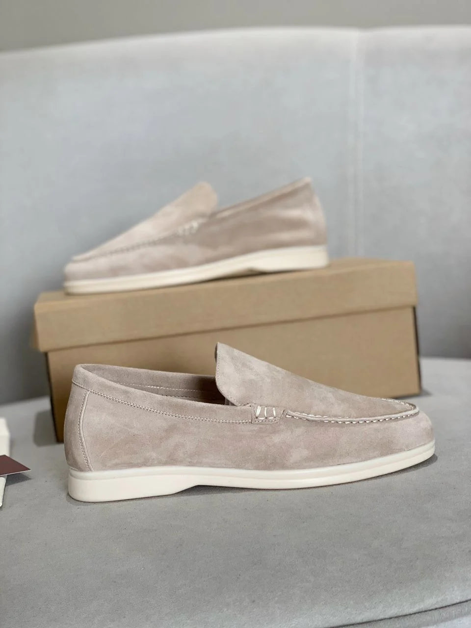 Loro Piana Open Walk Camurça Beige