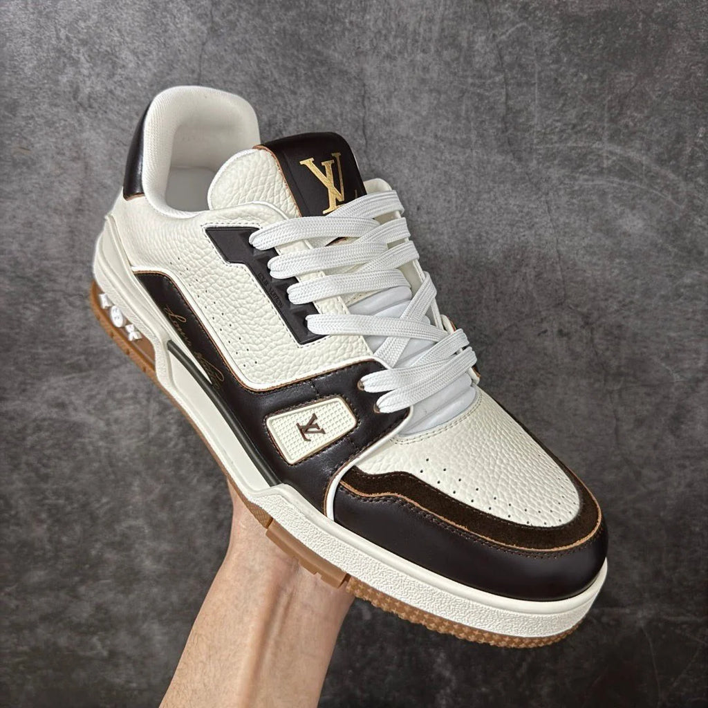Tênis Louis Vuitton Trainer #54 White Black Details