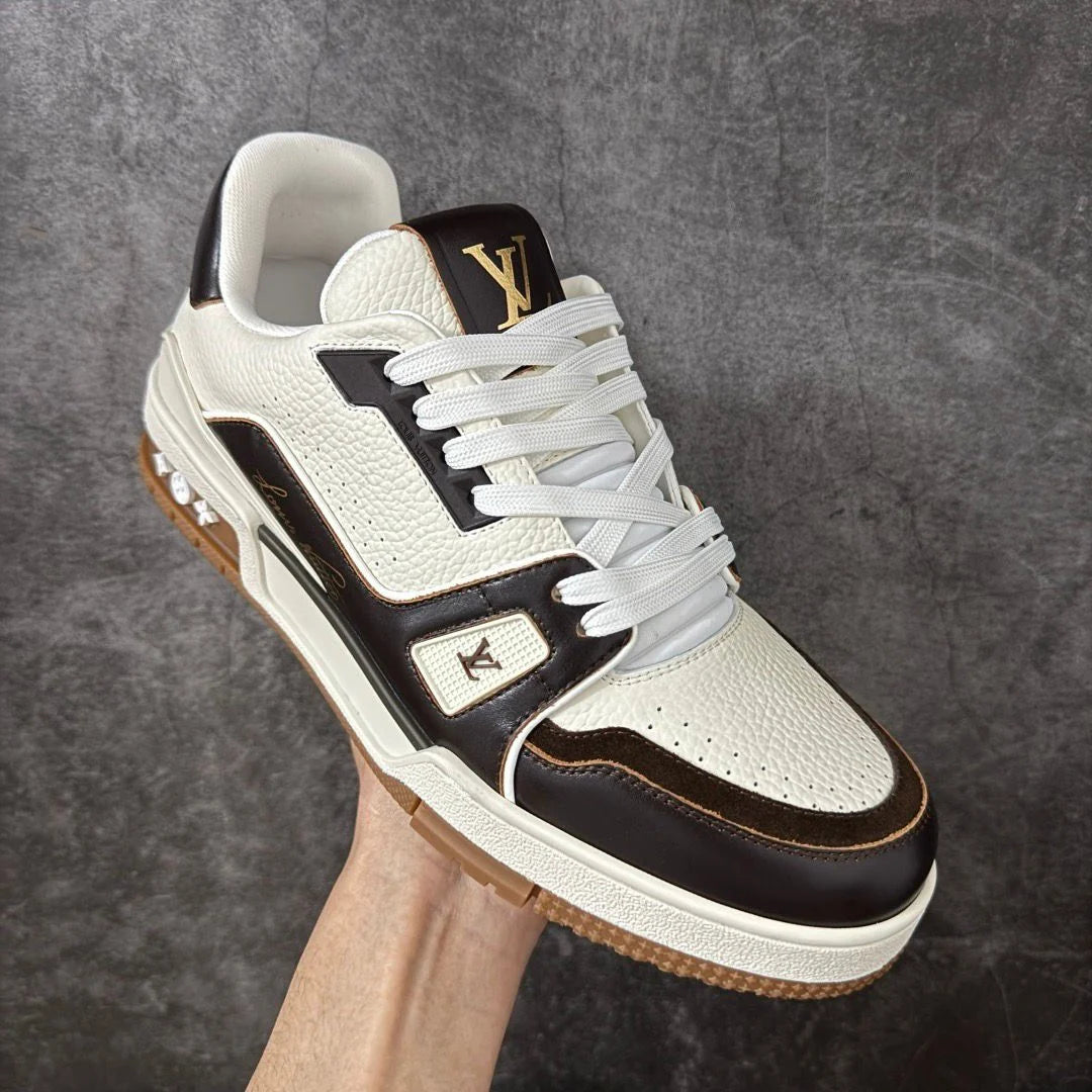 Tênis Louis Vuitton Trainer #54 White Black Details