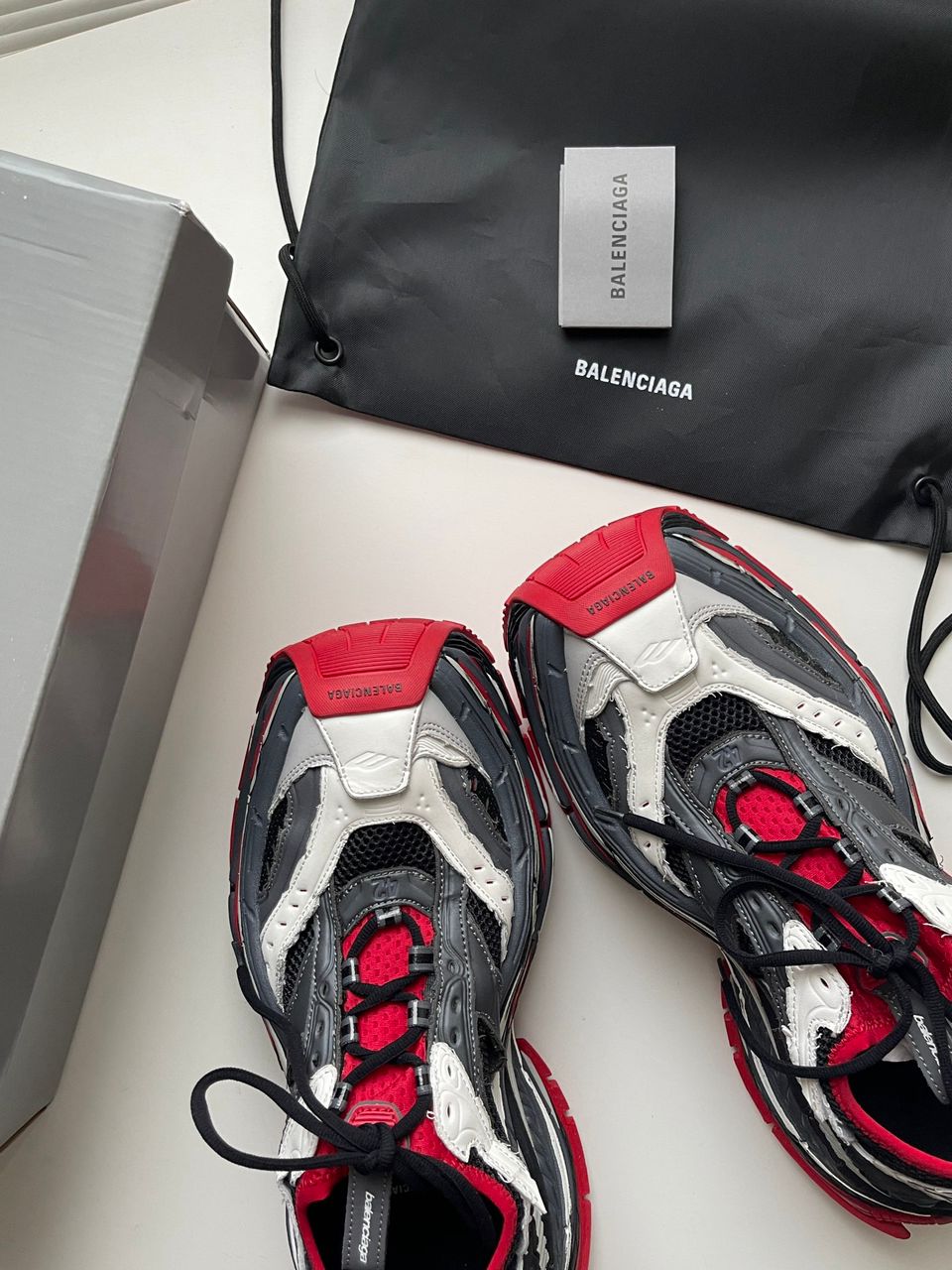 Balenciaga Platform Reduced Red