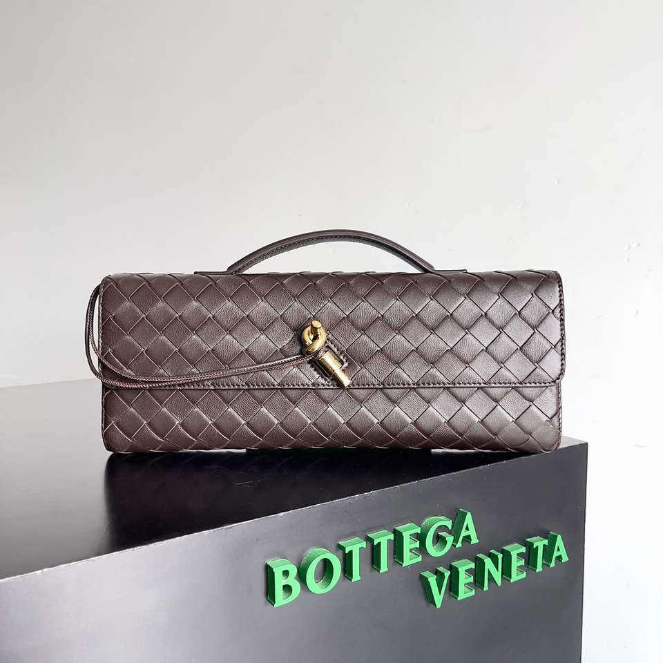 Bottega Veneta Shoulder Bag Vintage Frosted Clutch Baguette Bag Long