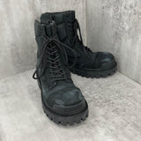 Balenciaga Bota Strike com cadarço e salto 20mm