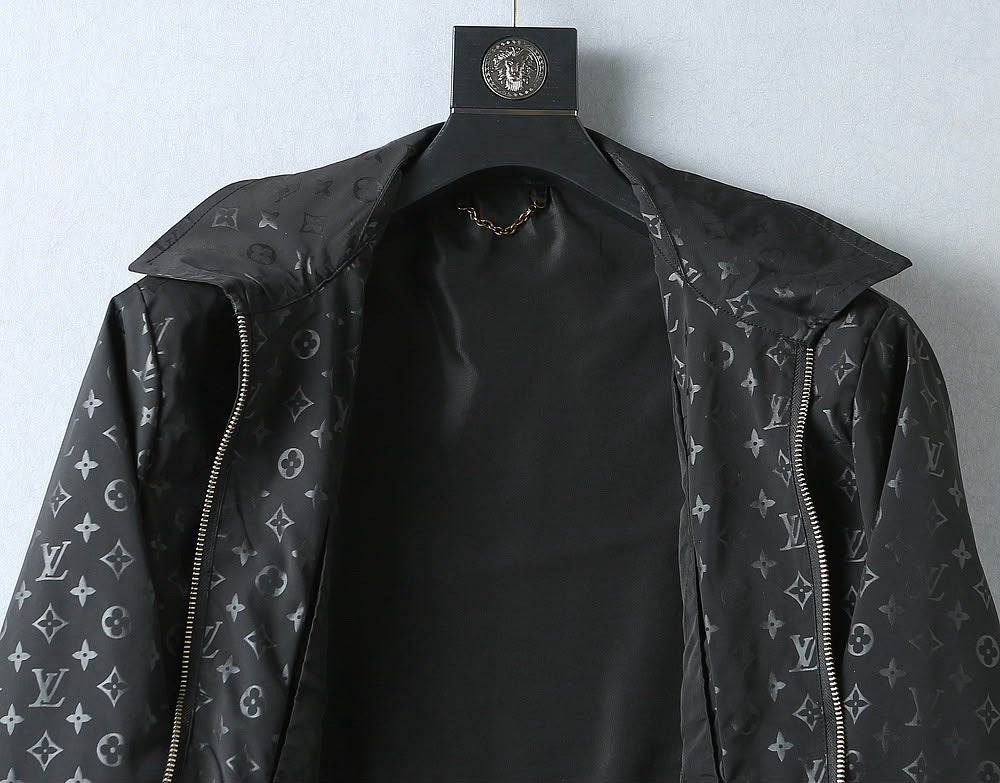 JAQUETA Louis Vuitton Contrast Monogram Black