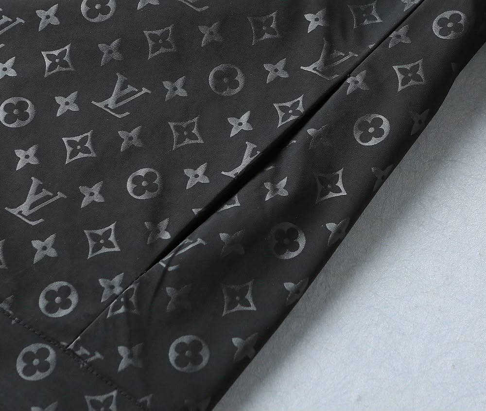 JAQUETA Louis Vuitton Contrast Monogram Black