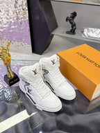 TÊNIS LV Boots High Top Black White Details Halftime