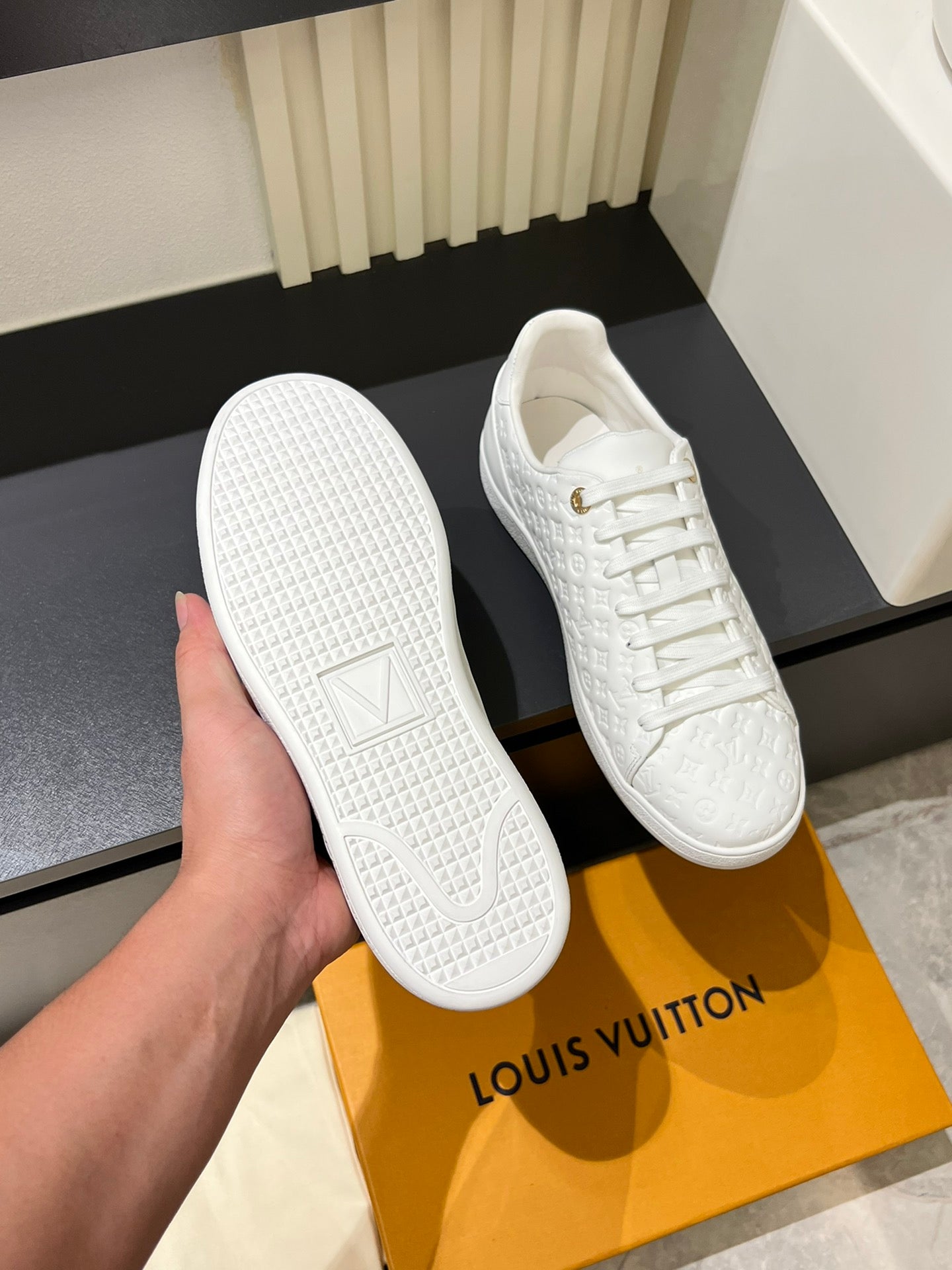 Tenis LV Mirror  Monogram White