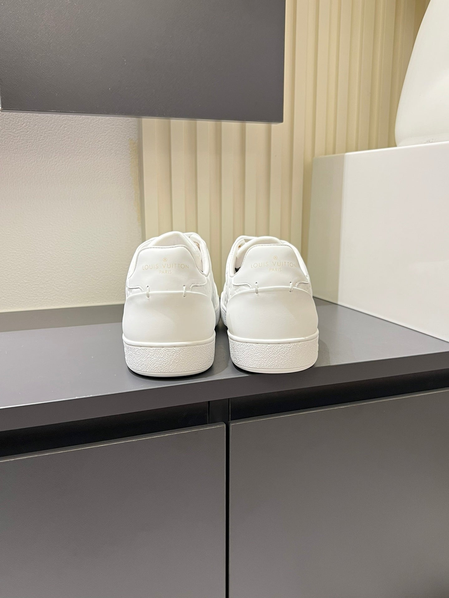 Tenis LV Mirror  Monogram White