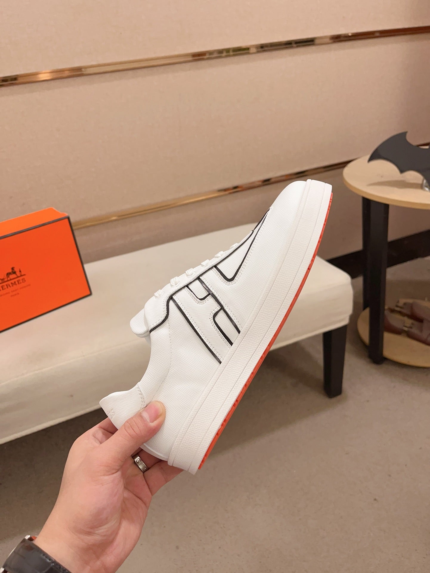 Tenis Hermes