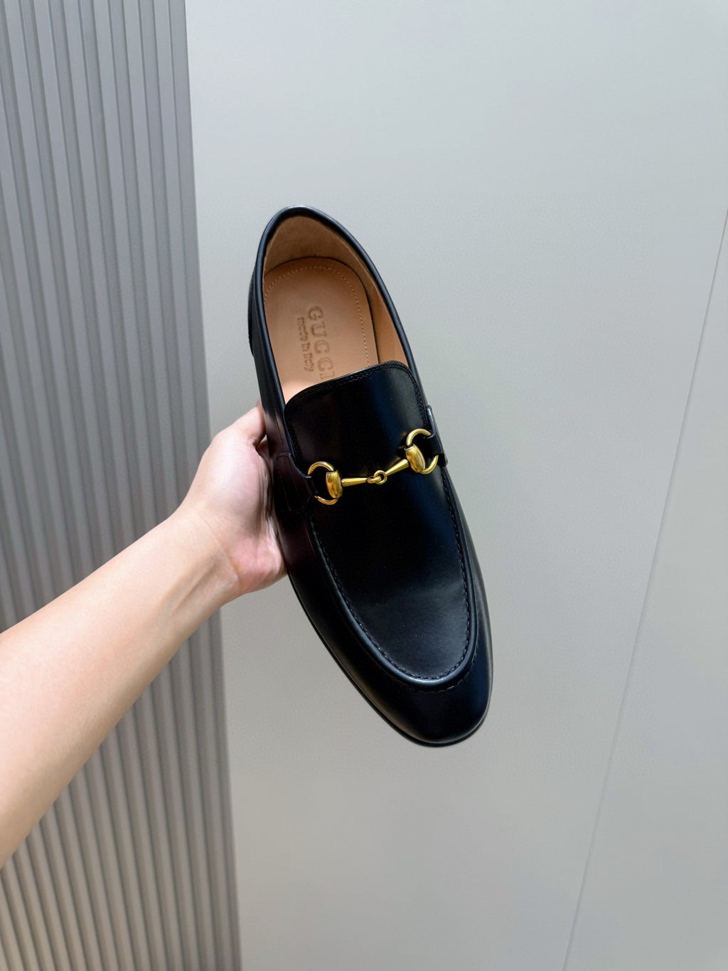 Sapato Gucci Emerald Horsebit Leather Black