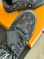 TRAINER BAIXO PRETO CINZA