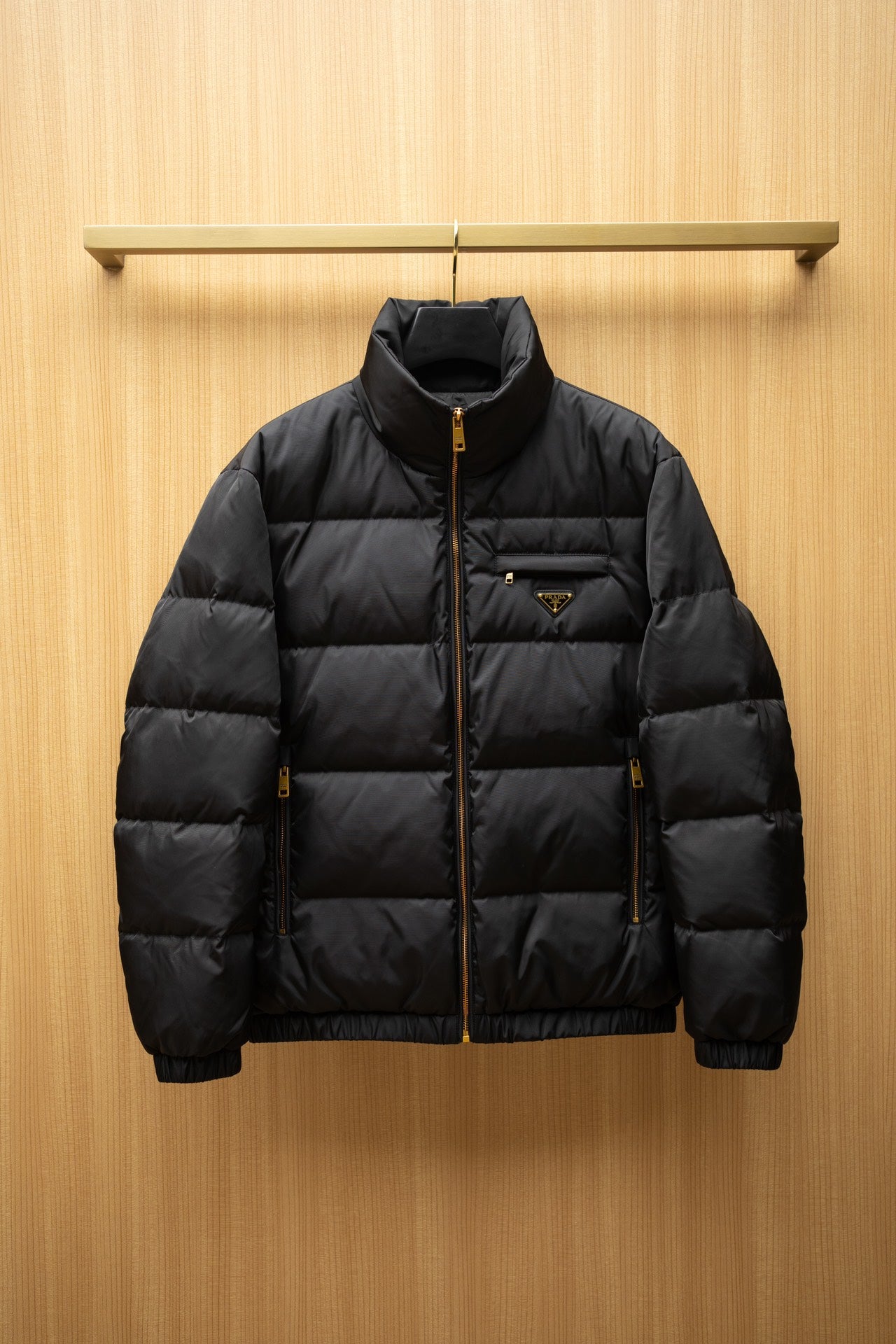 Jaqueta Prada Zip-Up Puffer