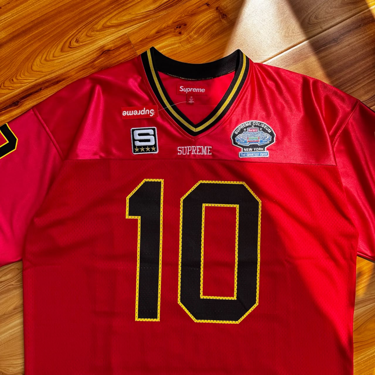 Camiseta Supreme Find God Football Red SS26-W1