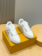 TÊNIS LOUIS VUITTON #54 TRAINER White Beige