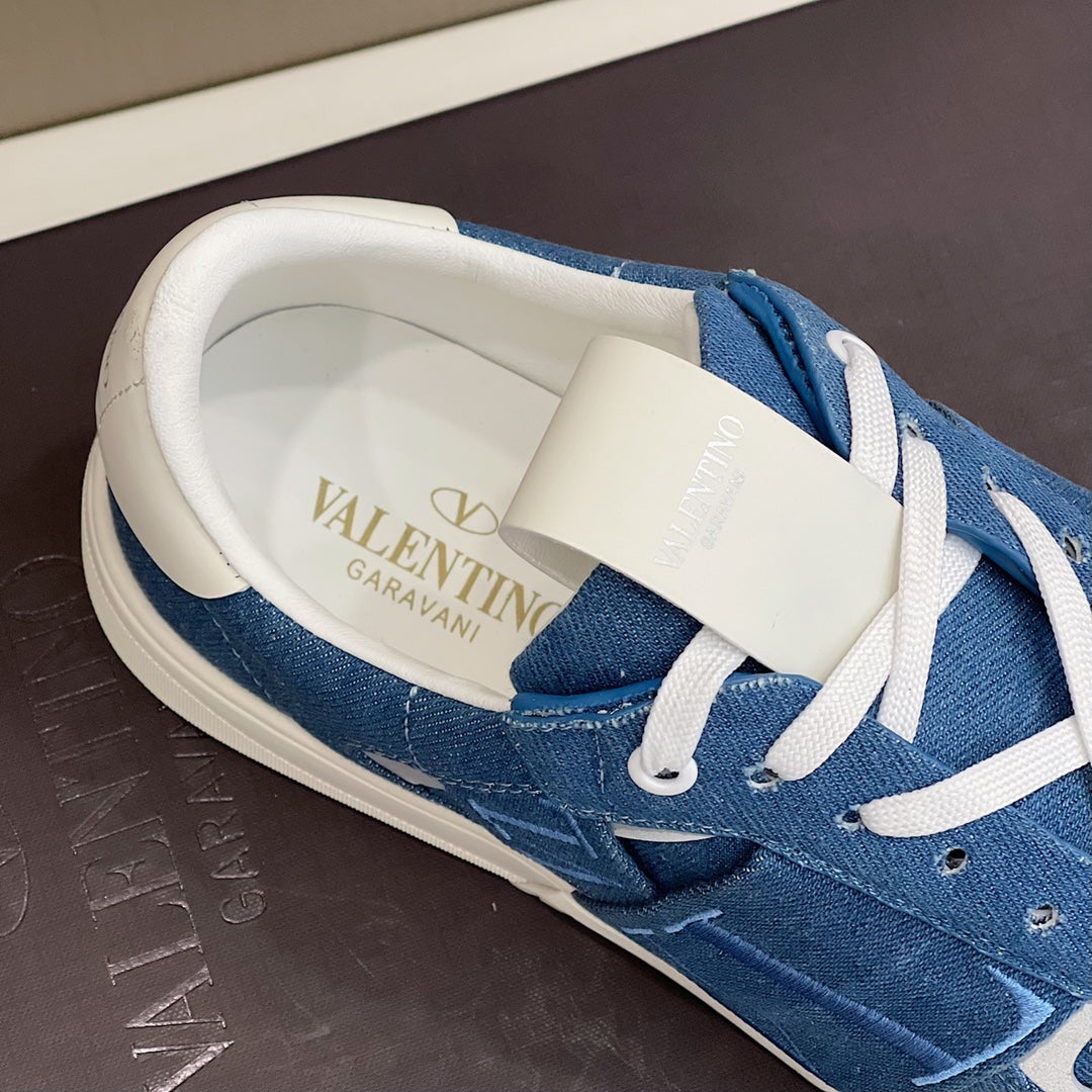 Tênis Casual Valentino (Pronta Entrega) Tamanho 38 e 39
