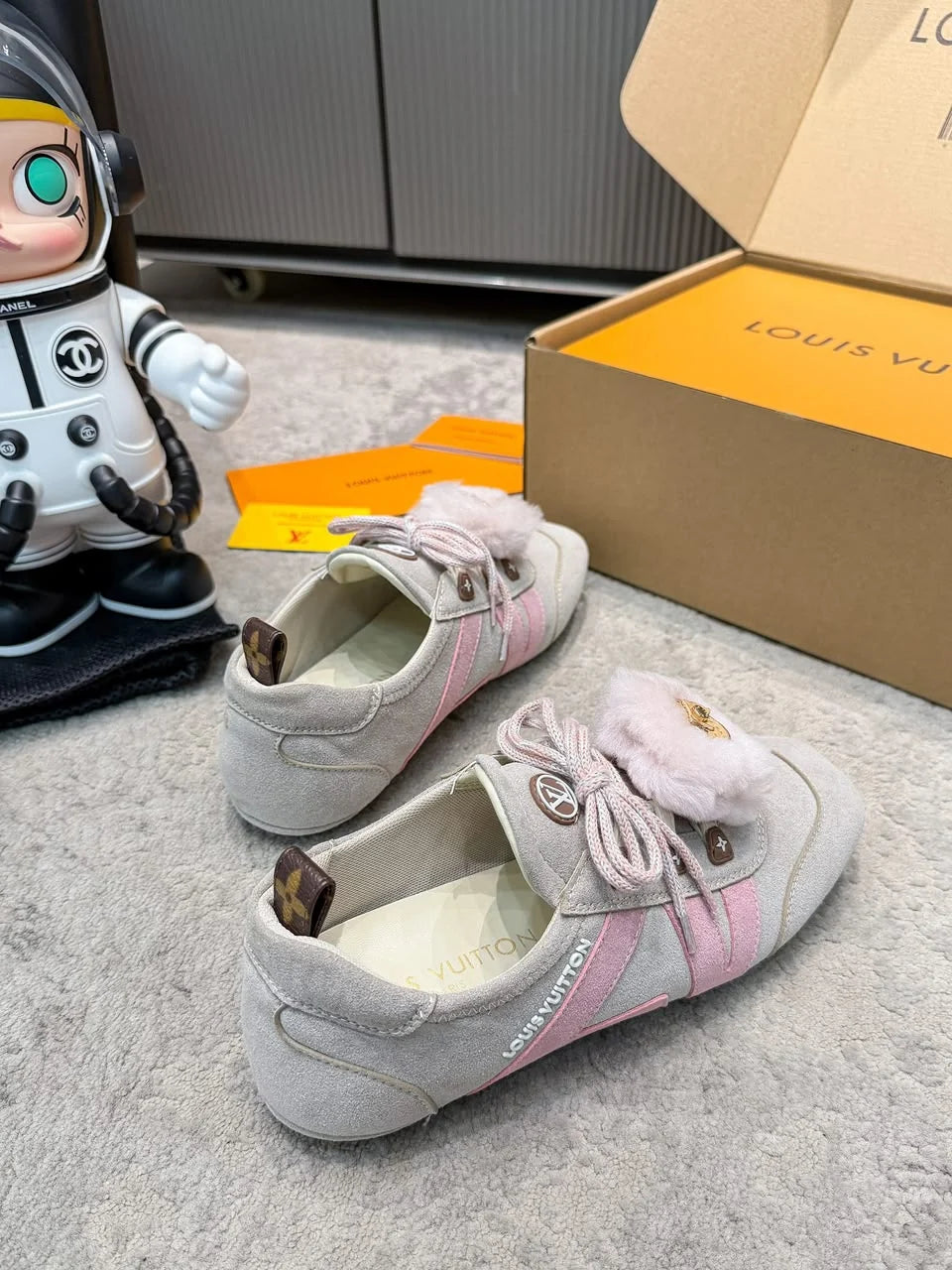 Tênis Louis Vuitton Grey Pink