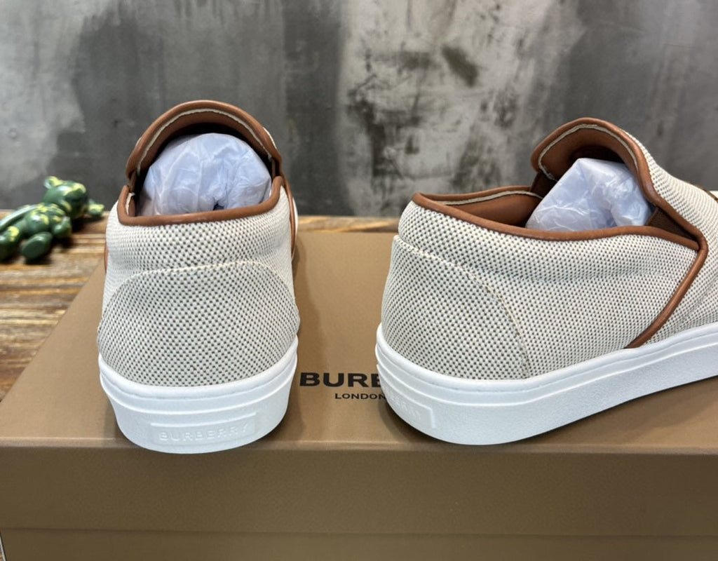 Tênis Slip-on Burberry