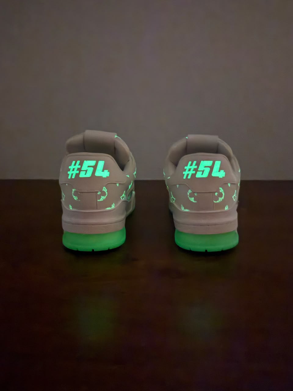 TÊNIS LOUIS VUITTON LV TRAINER LUMINOUS Firefly