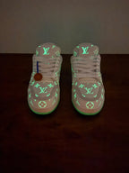 TÊNIS LOUIS VUITTON LV TRAINER LUMINOUS Firefly