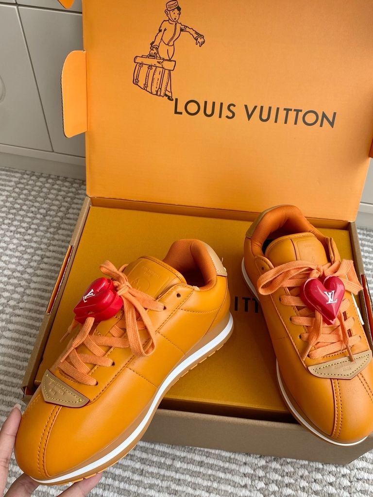 LV Buttersoft Orange White
