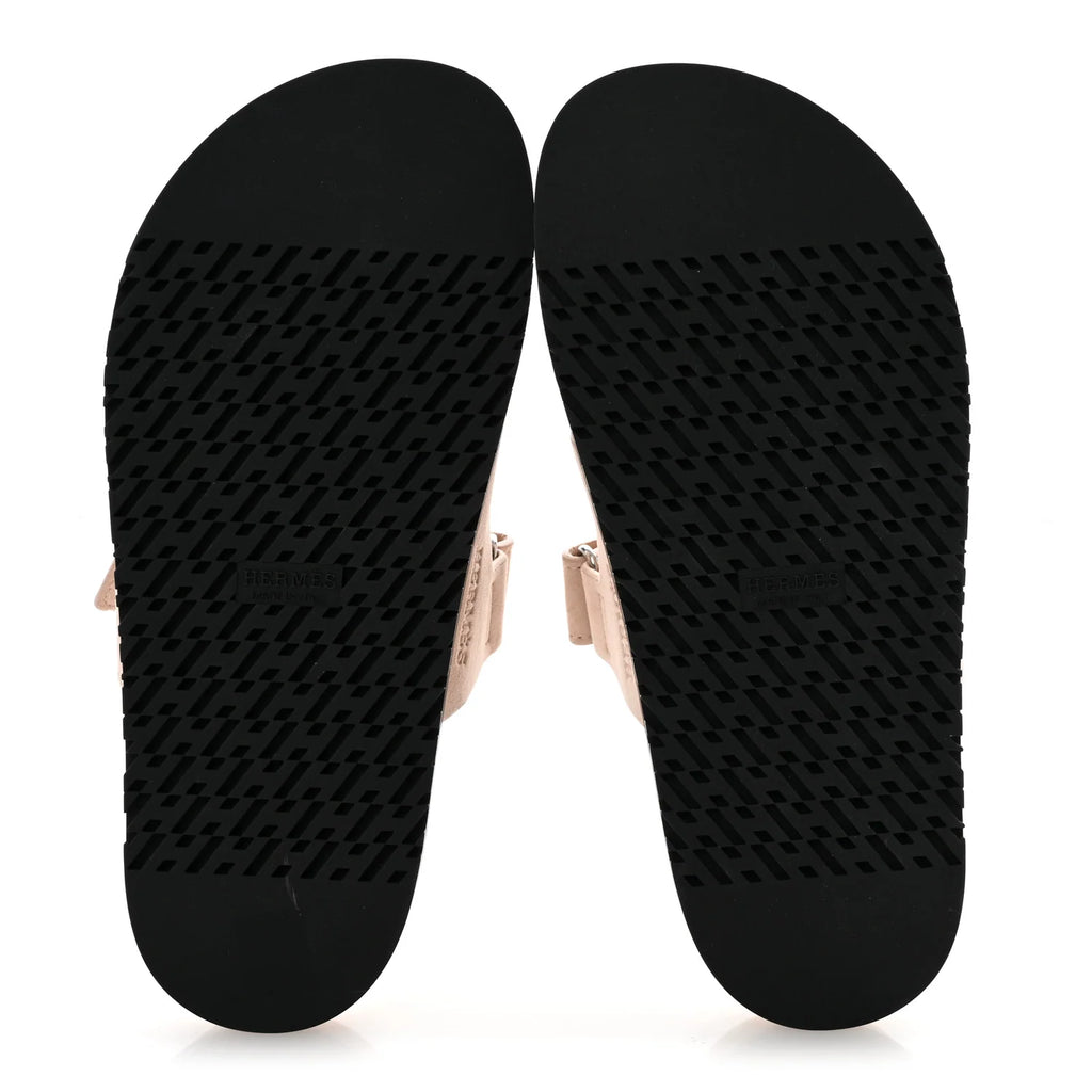 Hermes Chypre Beige Flap Sandal Noir