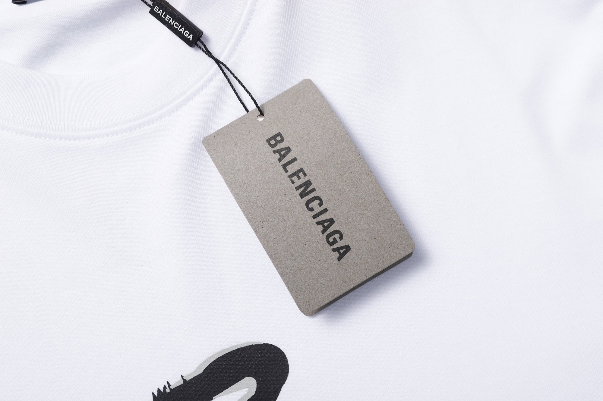 Camiseta Balenciaga X Supreme