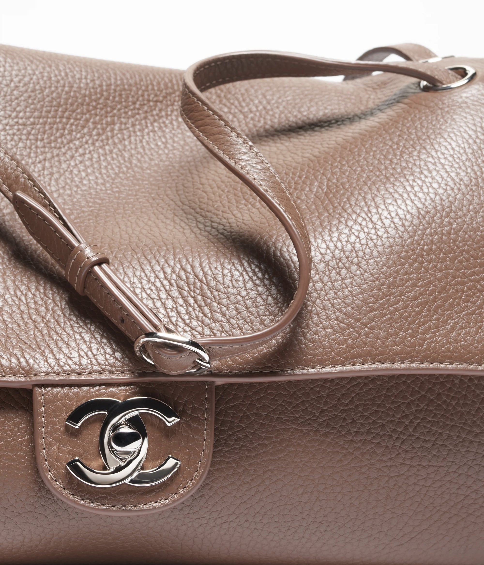 Bolsa Chanel maxi Marrom Claro