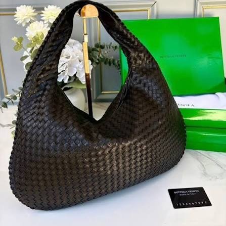 Bottega Veneta Hop Preta