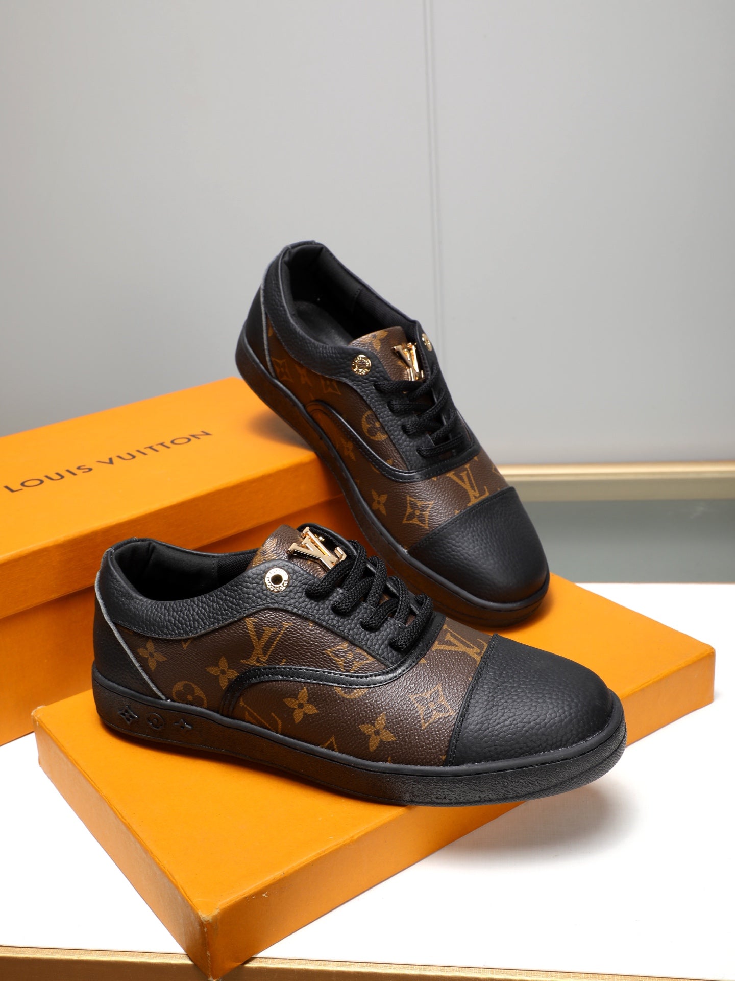 Tenis LV Match Up Monogram Brown Eclipse