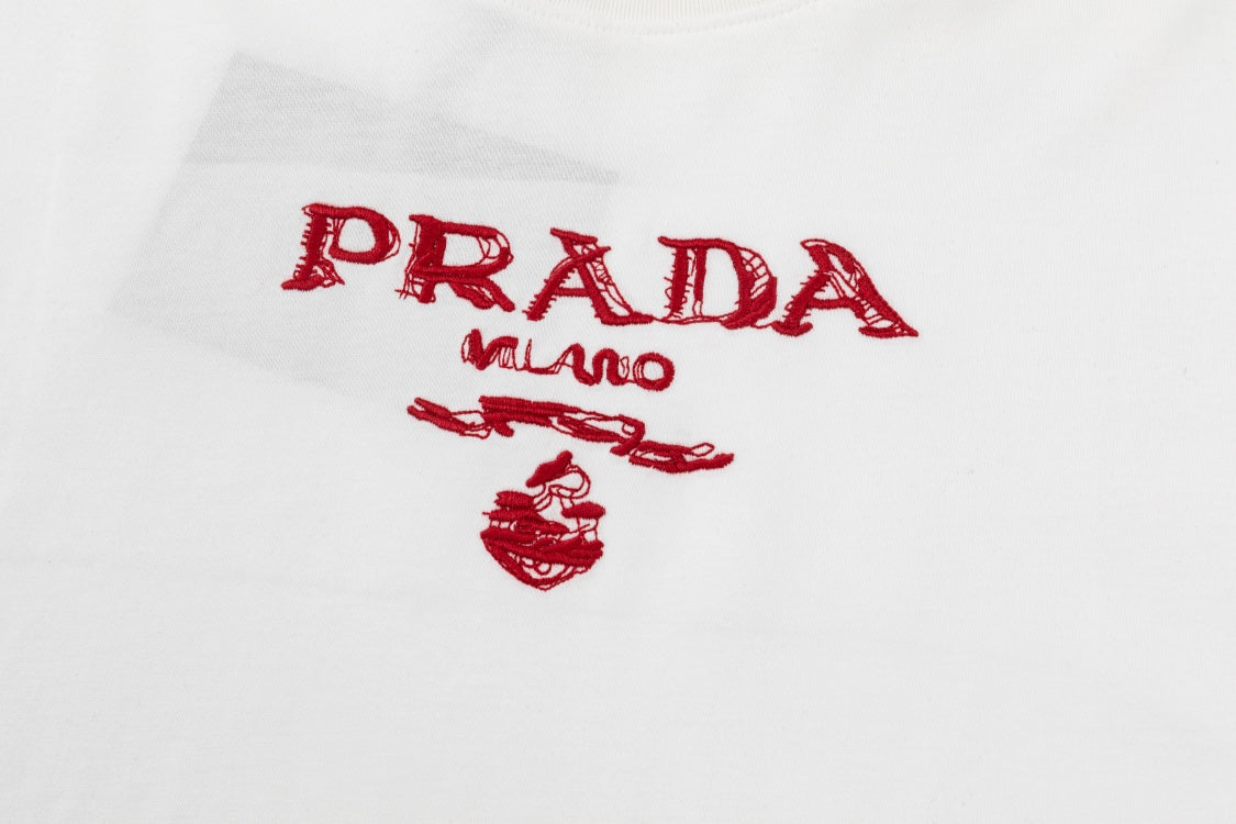 Camiseta Prada