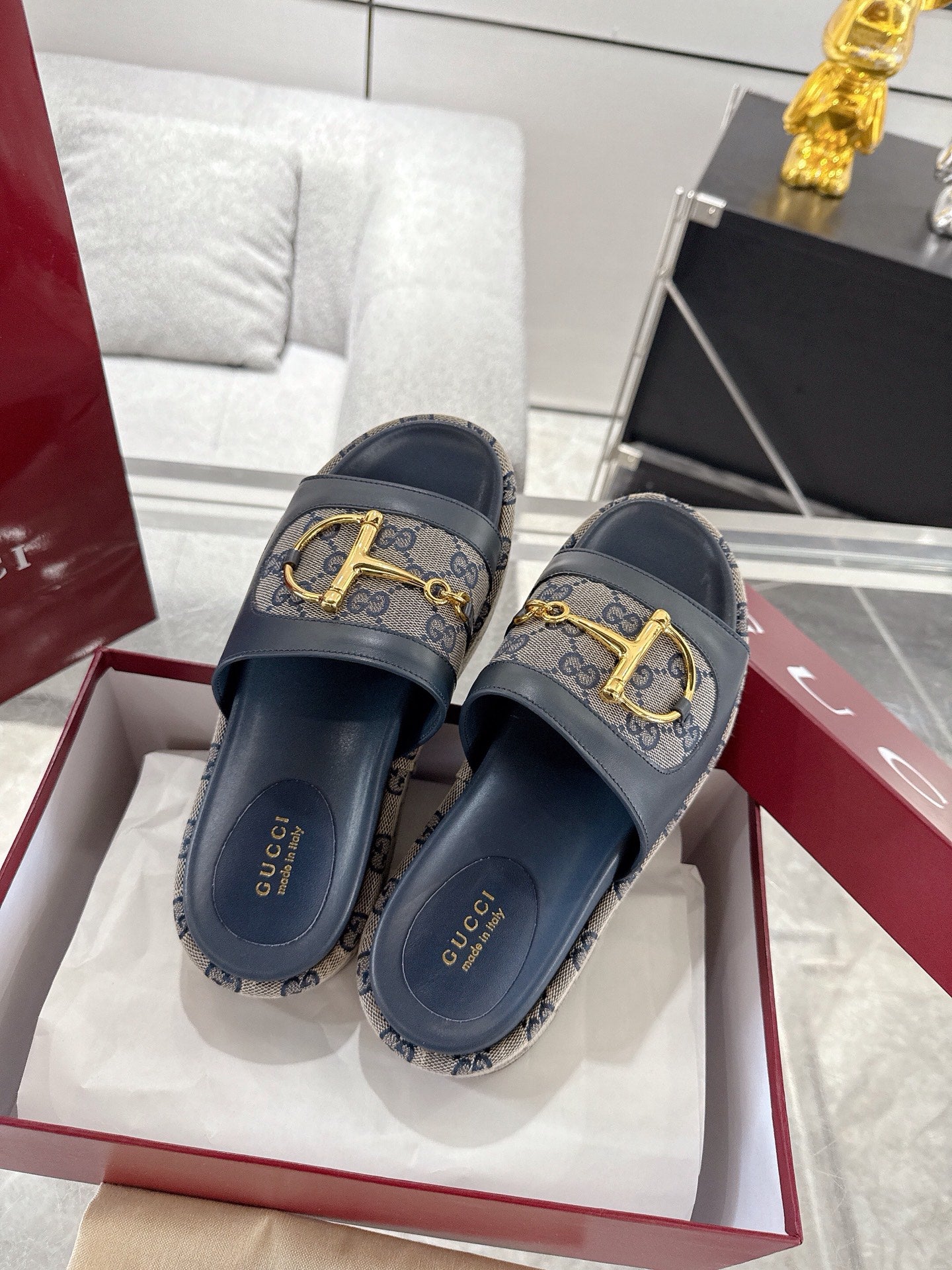 Chinelo Gucci Big D Half Horseclip Thick Bottom
