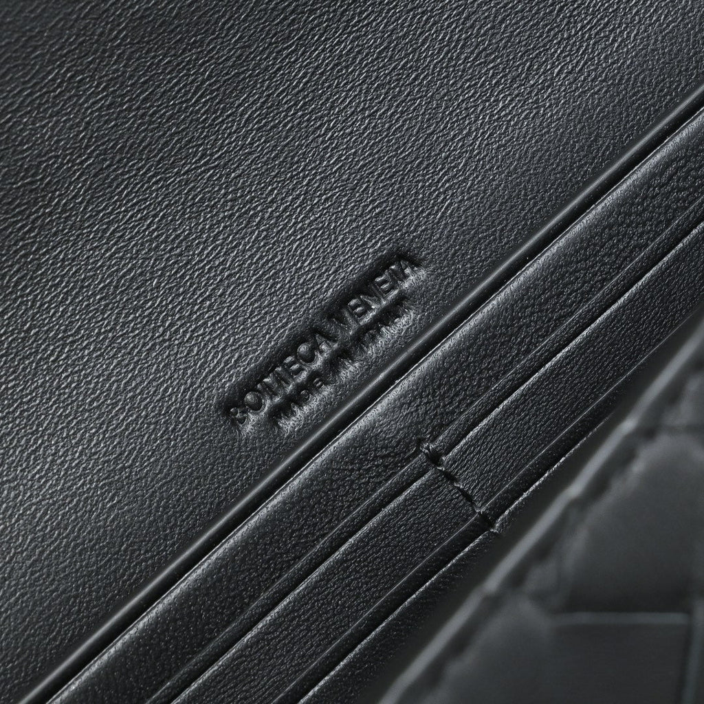 Andiamo Clutch Black Bottega Veneta