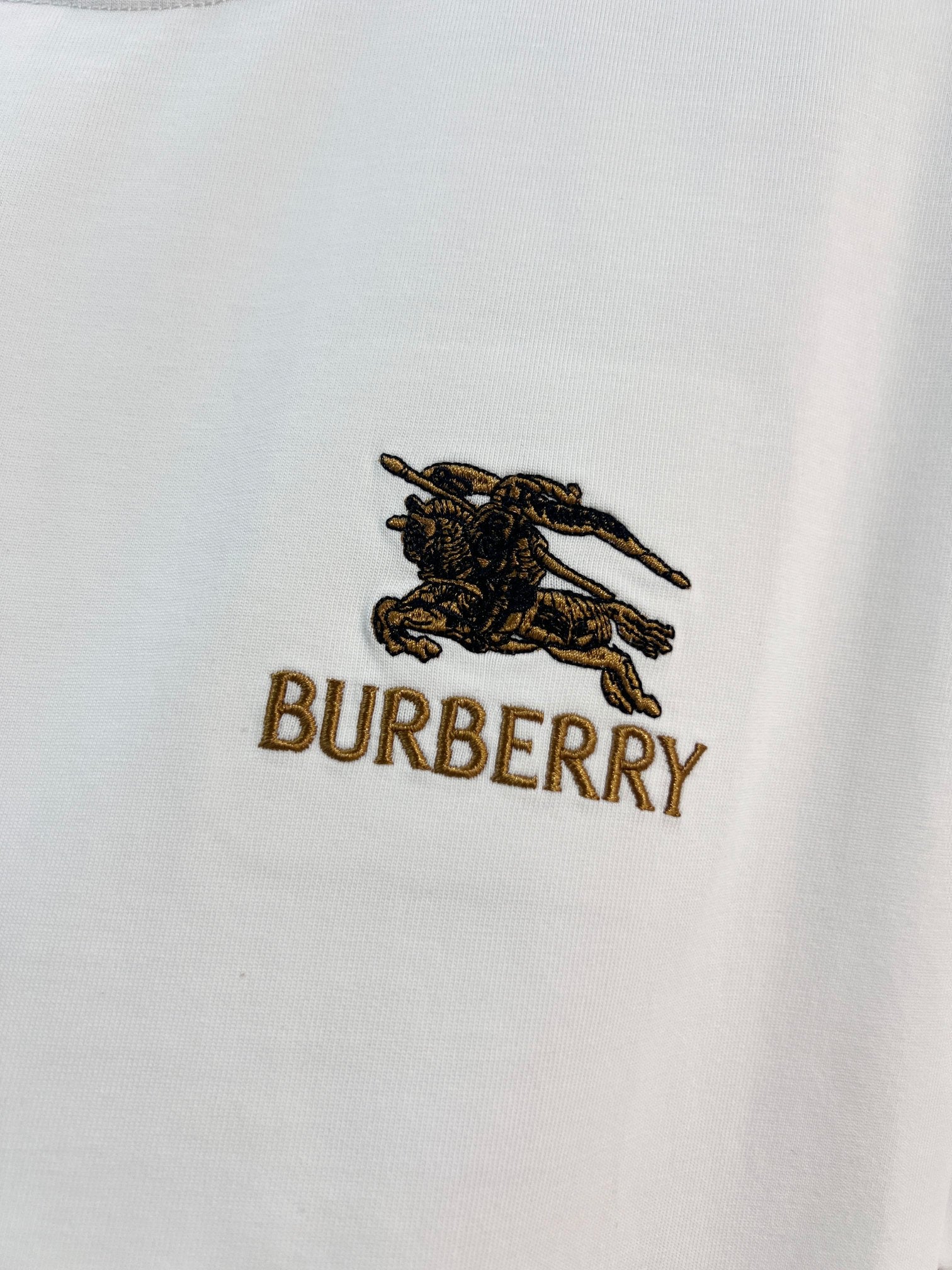 Camiseta Burberry Black Logo Black White Xadrez