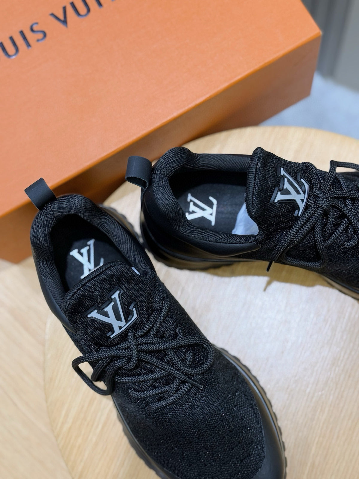 Tênis LOUIS VUITTON LV VNR Preto