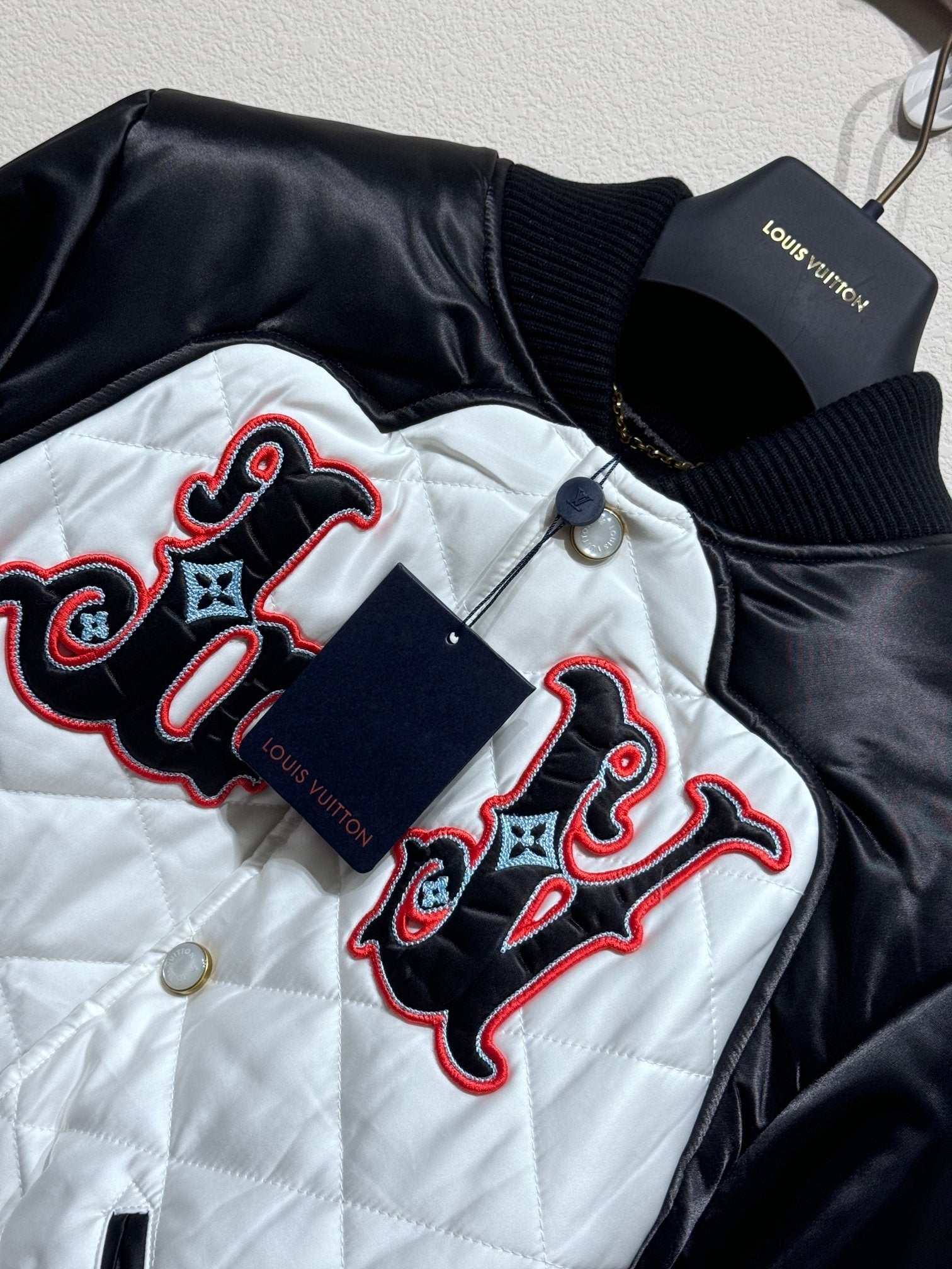 JAQUETA LOUIS VUITTON VARSITY BOOM
