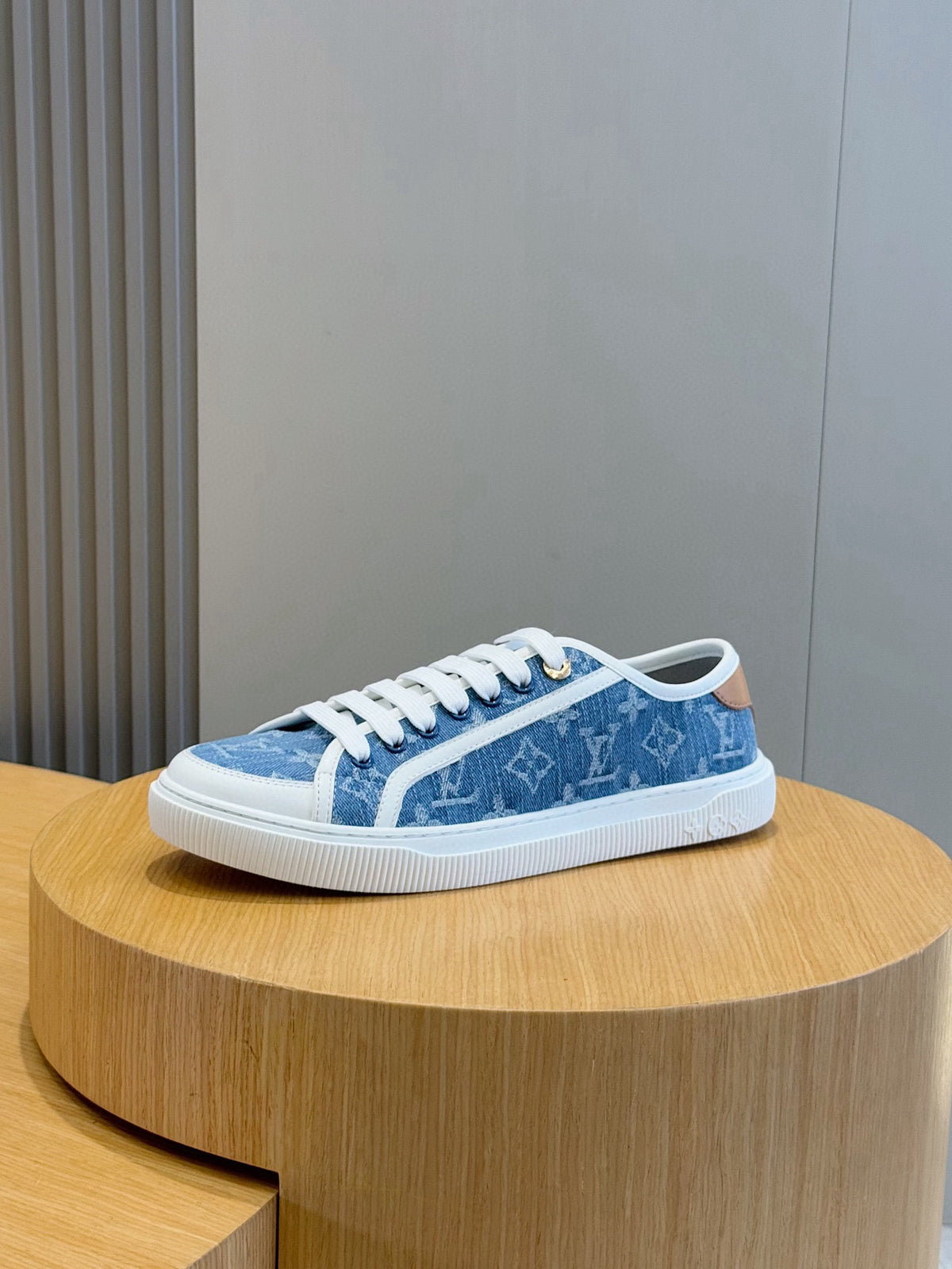 Tênis Louis Vuitton Lagoon Jeans Blue