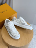 Tênis Louis Vuitton Ollie White/Grey Monogram