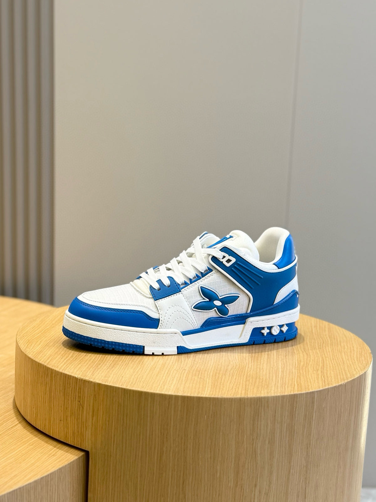 TÊNIS LOUIS VUITTON #54 TRAINER White Blue