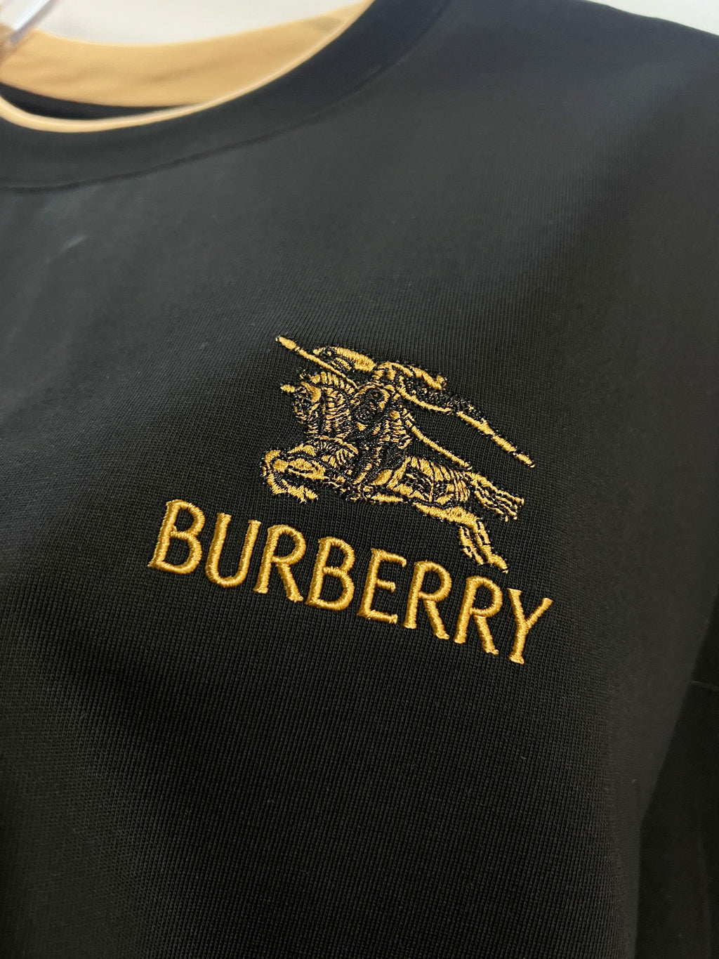 Camiseta Burberry Black Logo Black White Xadrez
