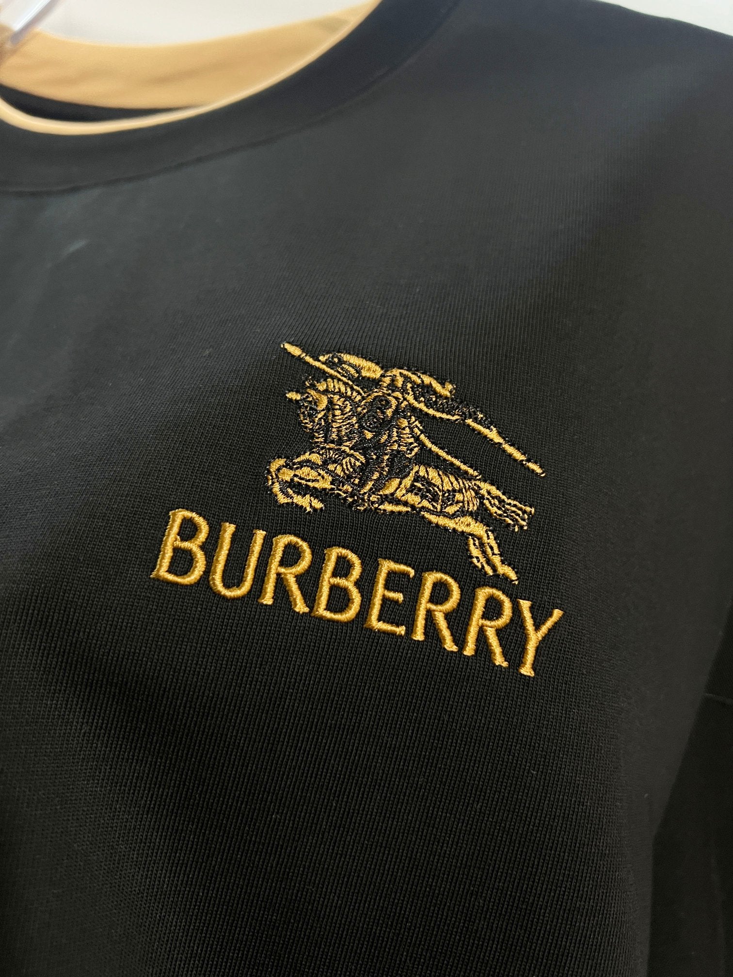 Camiseta Burberry Black Logo Black White Xadrez