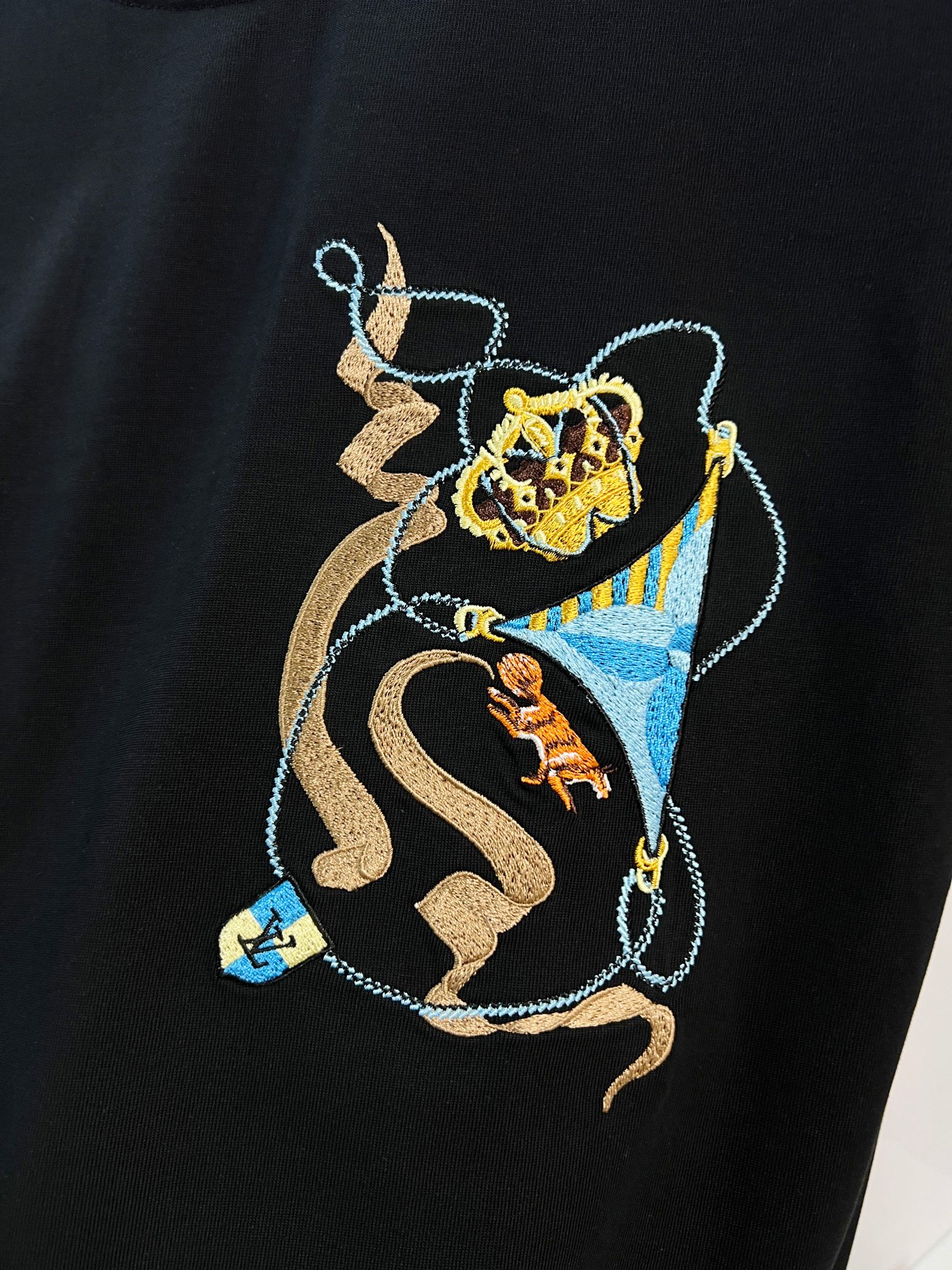 Camiseta Louis Vuitton Jacquard Bordada Genius
